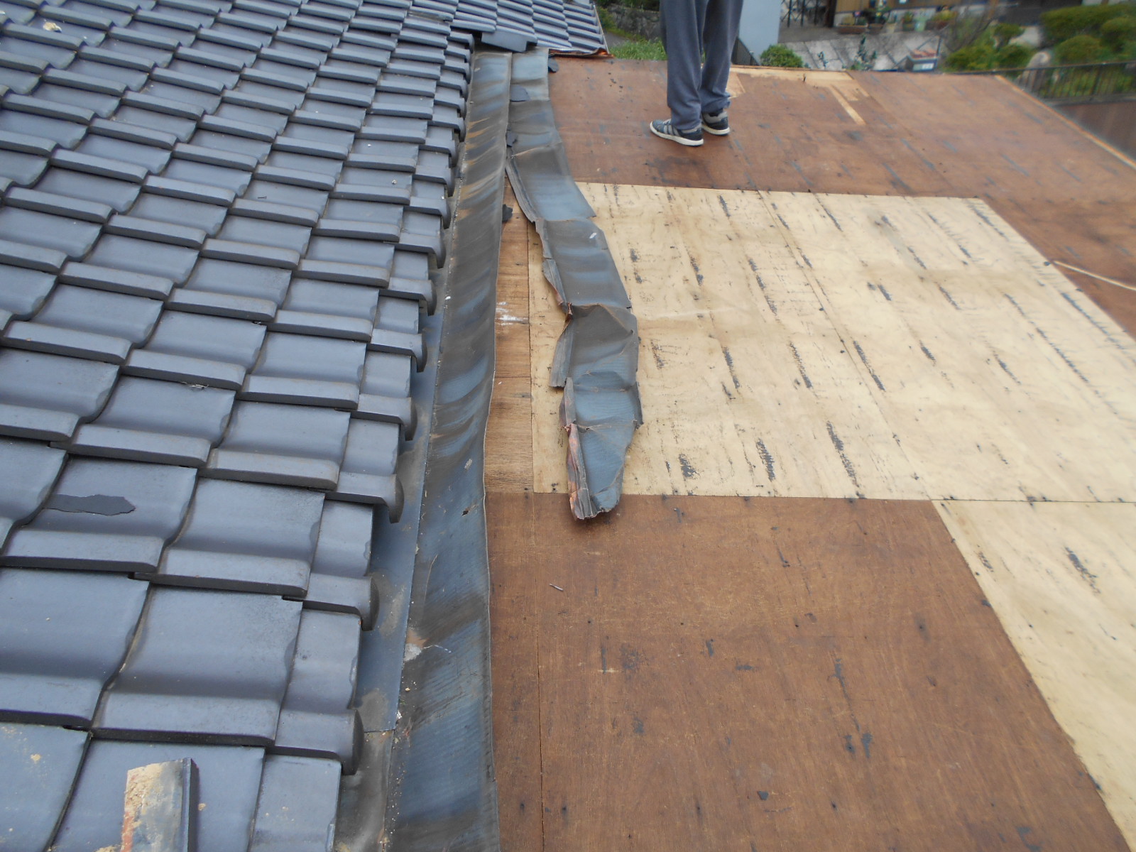 津市白山町で屋根の葺き替え修理