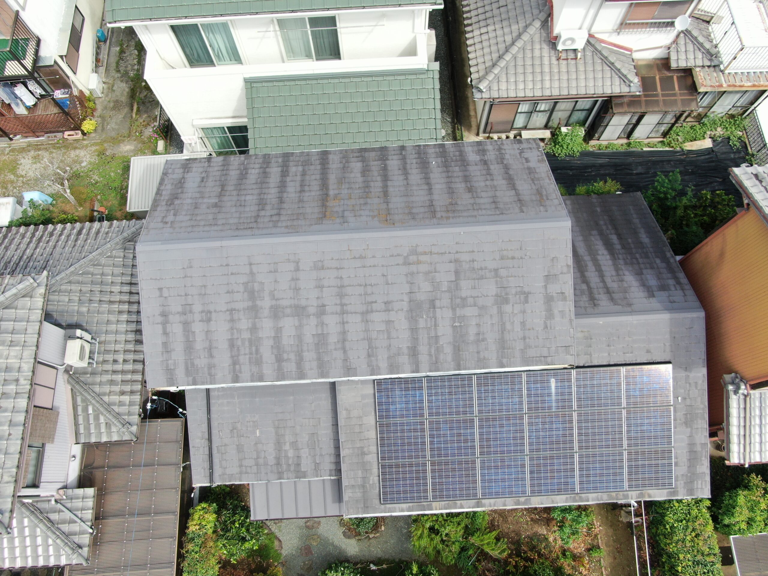 松阪市嬉野で屋根葺き替え工事(カバー工法)