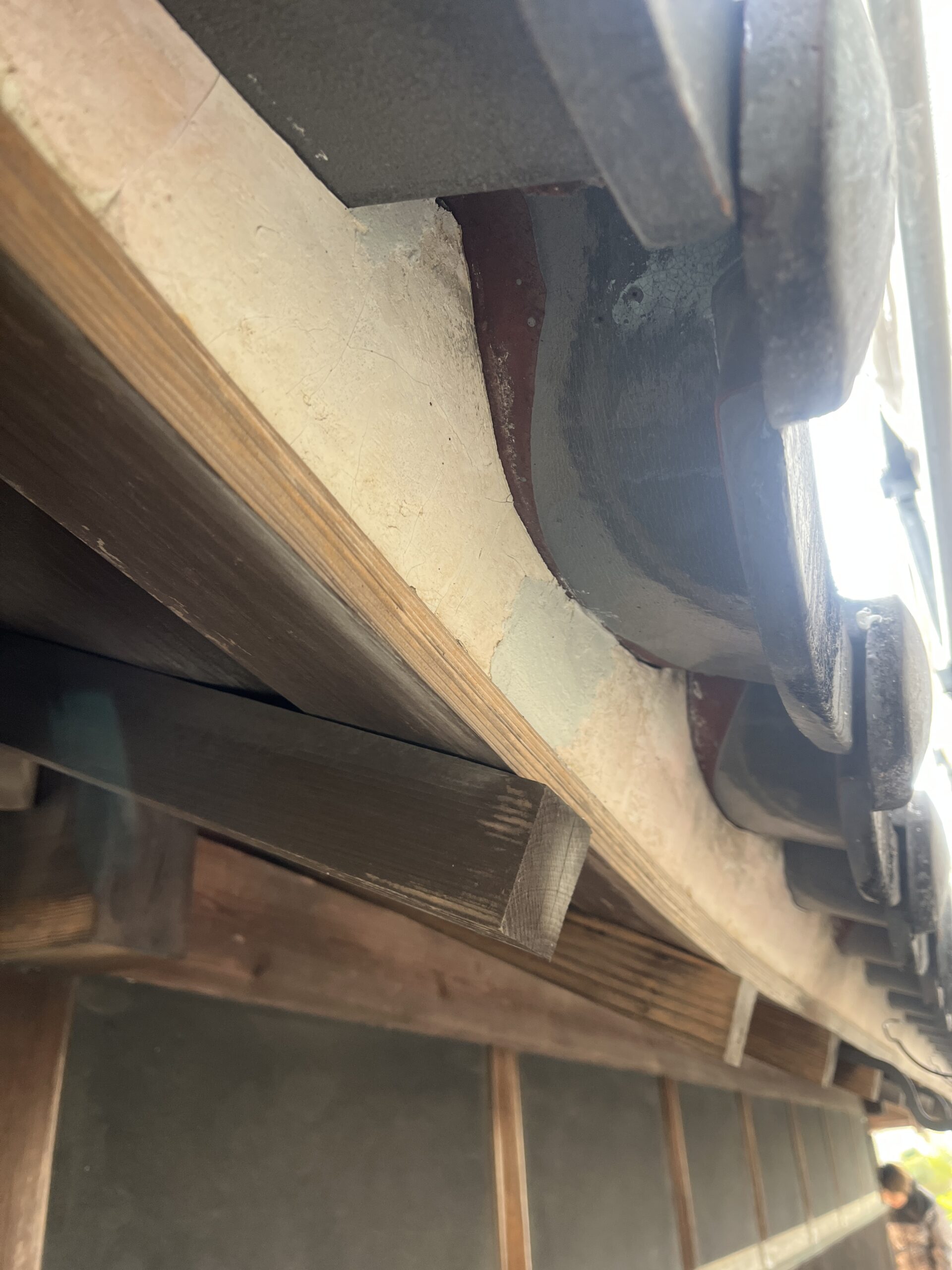 津市で雨樋掛け替え工事