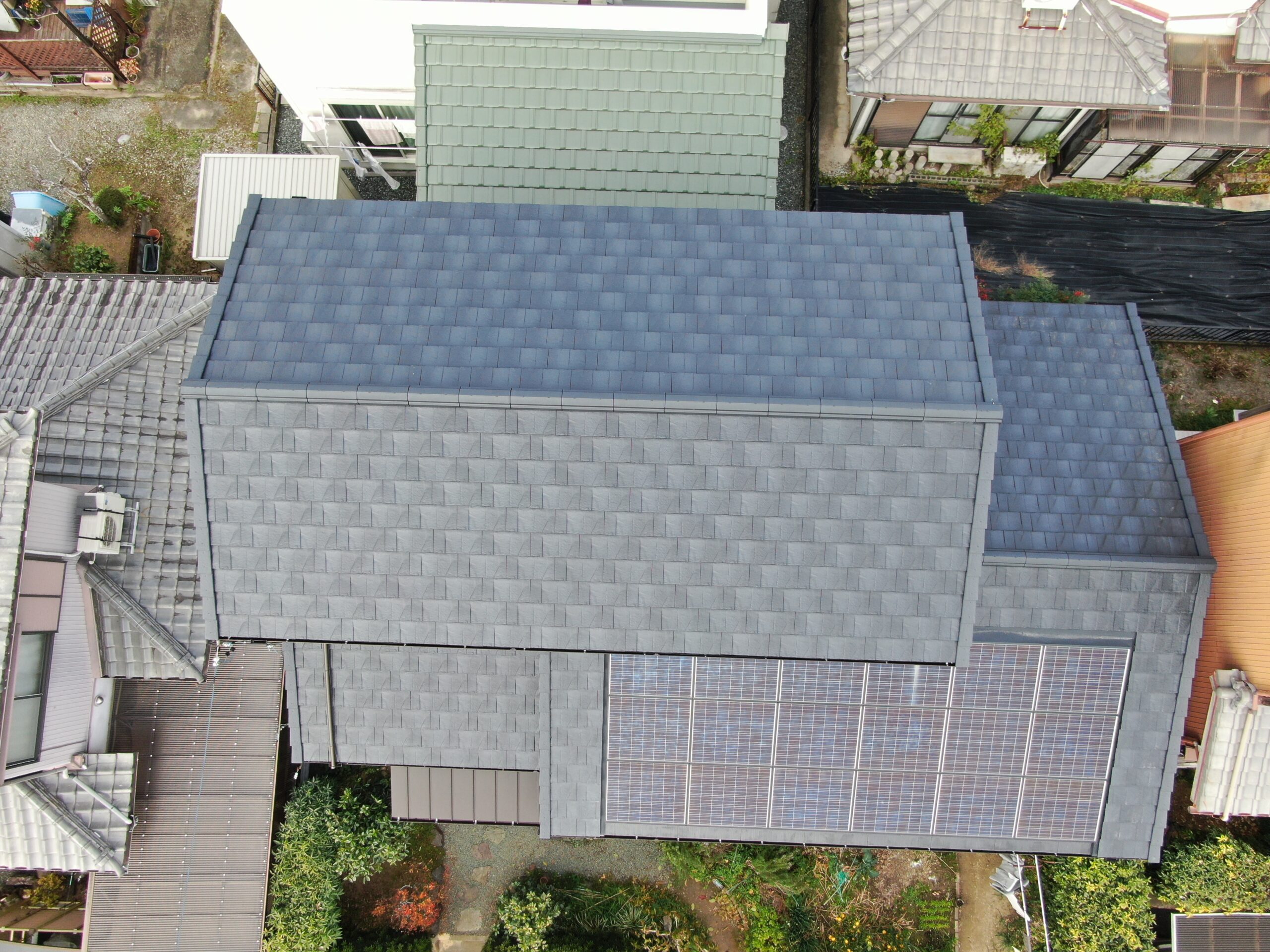 松阪市嬉野で屋根葺き替え工事（カバー工法）